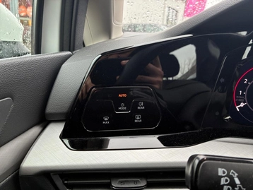 Image véhicule  Volkswagen GOLF (19)