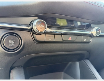 Image véhicule  Mazda MAZDA 3 (10)