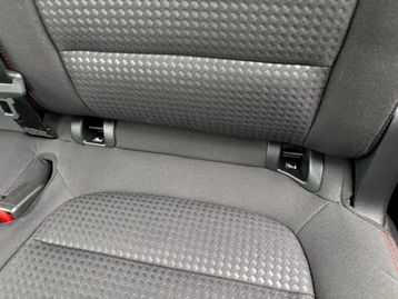 Image véhicule  Ford KUGA (42)