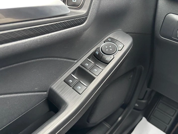 Image véhicule  Ford KUGA (16)