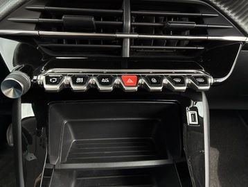 Image véhicule  Peugeot 2008 (17)