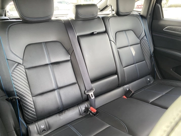 Image véhicule  Renault ARKANA (18)