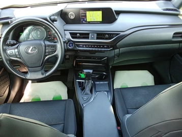 Image véhicule Lexus UX (5) Image véhicule Lexus UX (5)