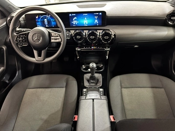 Image véhicule Mercedes CLASSE A (24) Image véhicule Mercedes CLASSE A (24)