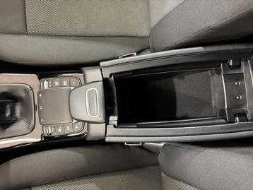 Image véhicule Mercedes CLASSE A (18) Image véhicule Mercedes CLASSE A (18)