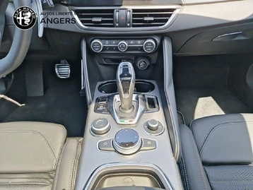 Image véhicule  Alfa Romeo GIULIA (14)