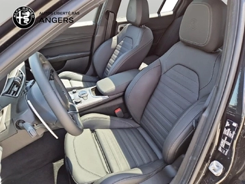 Image véhicule  Alfa Romeo GIULIA (8)