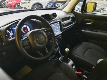 Image véhicule  Jeep RENEGADE (19)