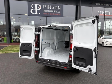 Image véhicule  Renault TRAFIC (13)