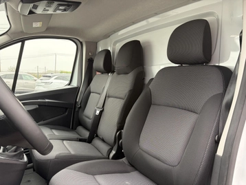 Image véhicule  Renault TRAFIC (18)