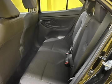 Image véhicule  Toyota YARIS CROSS (37)