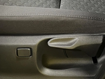 Image véhicule  Toyota YARIS CROSS (10)