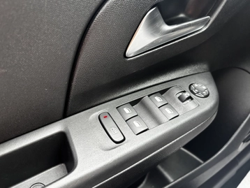 Image véhicule  Opel CORSA (30)