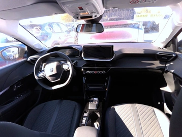 Image véhicule  Peugeot 208 (4)