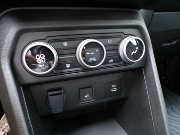 Image véhicule  Dacia SANDERO (16)