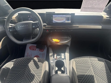 Image véhicule  Lancia YPSILON (22)