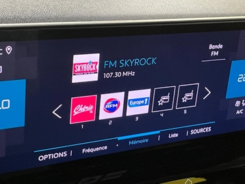 Image véhicule Citroën C4 (32) Image véhicule Citroën C4 (32)