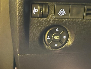 Image véhicule Citroën C4 (19) Image véhicule Citroën C4 (19)