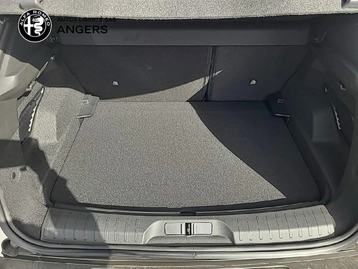 Image véhicule  Alfa Romeo JUNIOR (3)