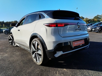 Image véhicule  Renault MEGANE E-TECH (3)