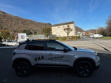 Image véhicule  Jeep AVENGER (4)