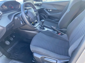 Image véhicule  Peugeot 2008 (9)