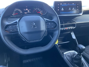 Image véhicule  Peugeot 2008 (7)