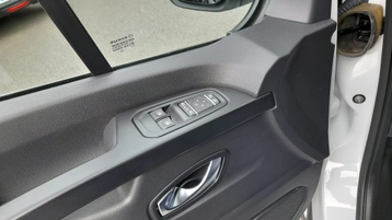 Image véhicule  Nissan PRIMASTAR COMBI (15)