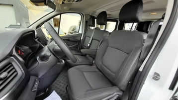 Image véhicule  Nissan PRIMASTAR COMBI (18)