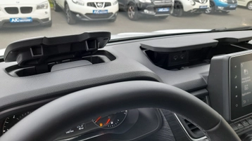 Image véhicule  Nissan PRIMASTAR COMBI (16)