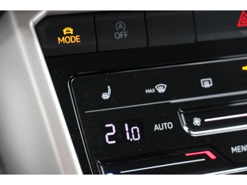 Image véhicule  Volkswagen T-ROC (29)