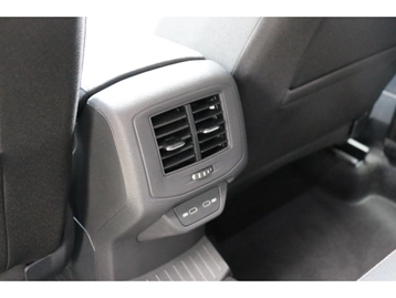 Image véhicule  Volkswagen T-ROC (43)