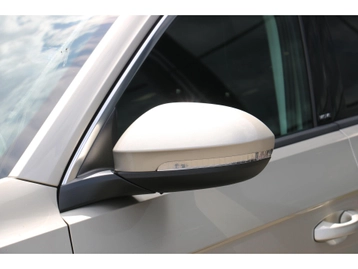 Image véhicule  Volkswagen T-ROC (10)