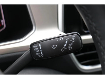 Image véhicule  Volkswagen T-ROC (23)