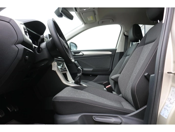 Image véhicule  Volkswagen T-ROC (13)