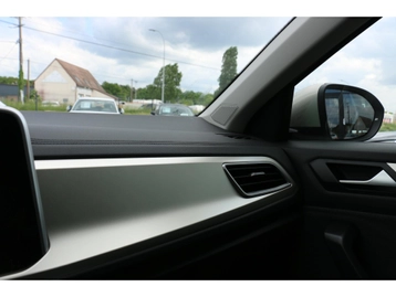 Image véhicule  Volkswagen T-ROC (47)