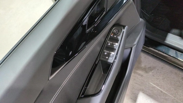 Image véhicule  Renault AUSTRAL (9)