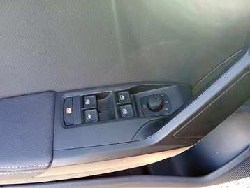 Image véhicule  Seat ARONA (14)