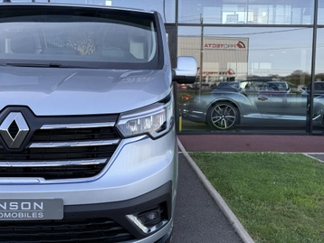 Image véhicule  Renault TRAFIC (3)