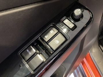 Image véhicule  Isuzu D-MAX (12)