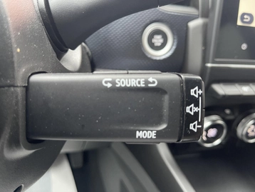 Image véhicule  Renault ARKANA (14)