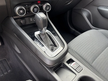 Image véhicule  Renault ARKANA (18)