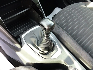 Image véhicule  Peugeot 208 (14)