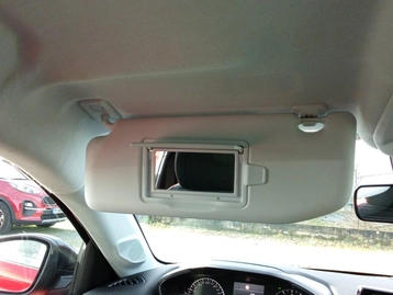 Image véhicule  Peugeot 208 (24)