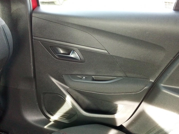 Image véhicule  Peugeot 208 (25)