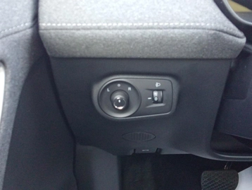 Image véhicule  MG MG ZS (17)