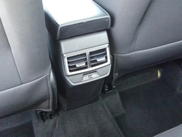 Image véhicule  MG MG ZS (31)