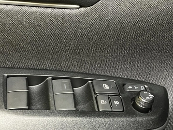 Image véhicule  Toyota YARIS CROSS (21)