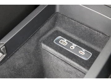 Image véhicule  Alfa Romeo STELVIO (47)