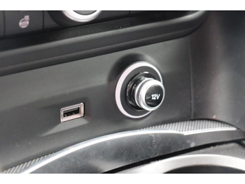 Image véhicule  Alfa Romeo STELVIO (27)